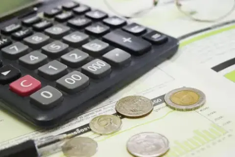 Jak obliczyć zużycie prądu z licznika i zaoszczędzić na rachunkach