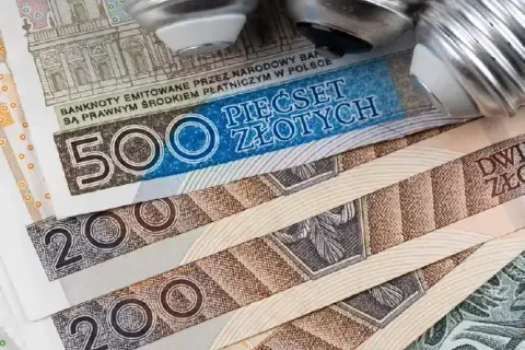 Jak długo wystarcza 1 kWh? Praktyczne zastosowania i ograniczenia