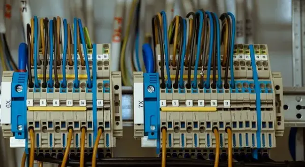 Bezpiecznik C20 jakie obciążenie - uniknij niebezpieczeństw w instalacji